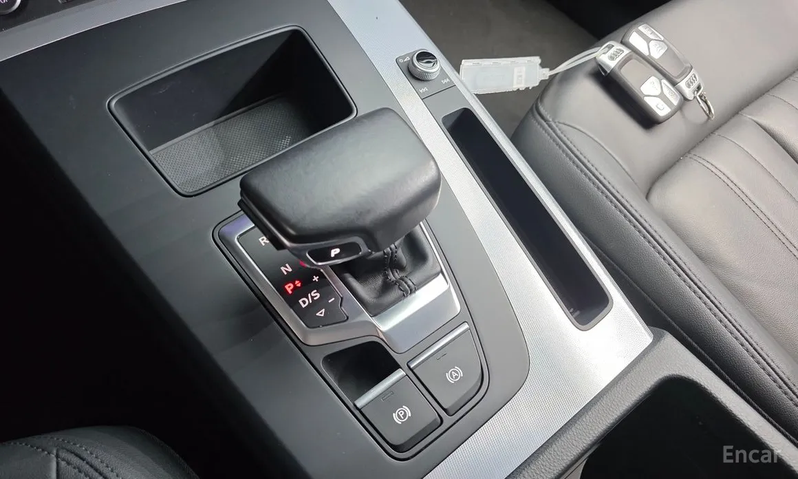 Фото 9 - Audi Q5