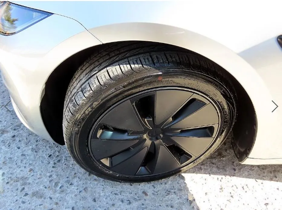 Photo 20 - Tesla Model 3