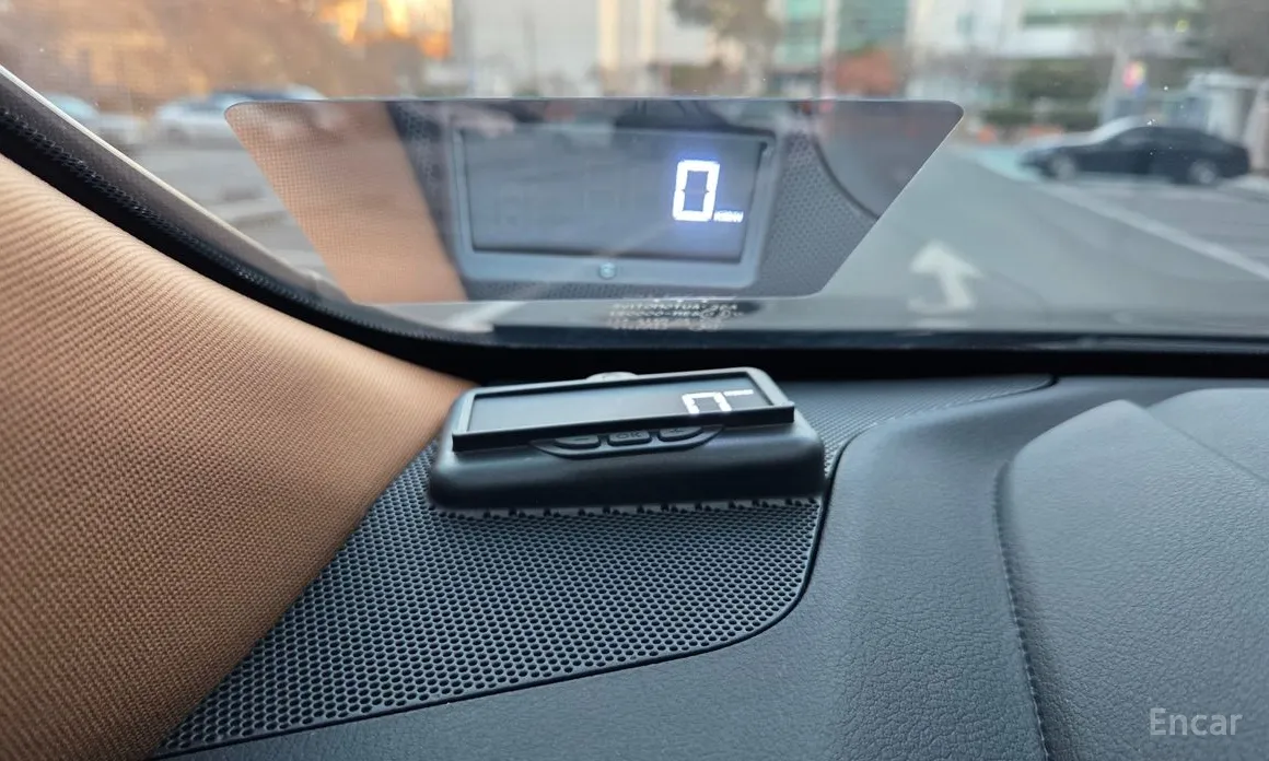 Фото 17 - Lexus NX