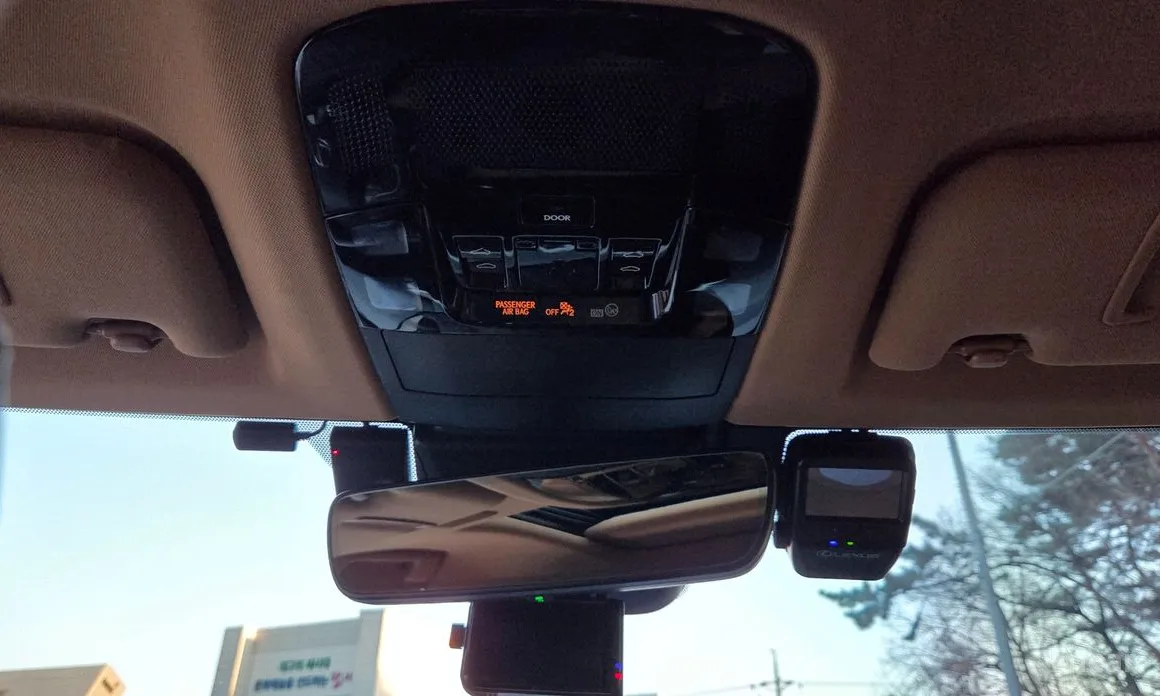 Фото 18 - Lexus NX