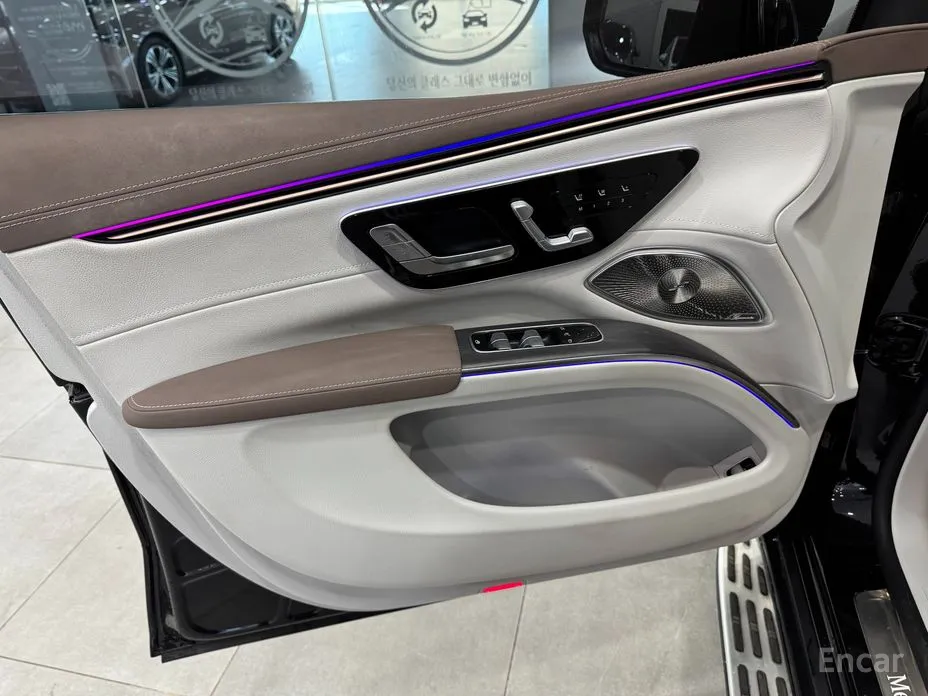 Фото 16 - Mercedes-Benz EQS