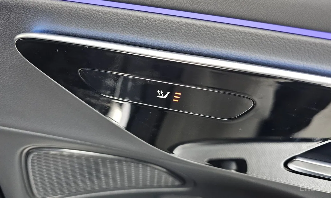 Фото 18 - Mercedes-Benz E-Class