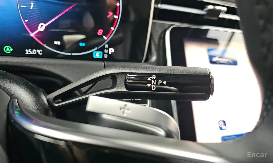 Фото 9 - Mercedes-Benz E-Class