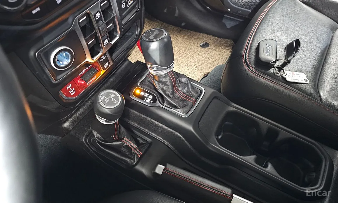 Фото 9 - Jeep Wrangler