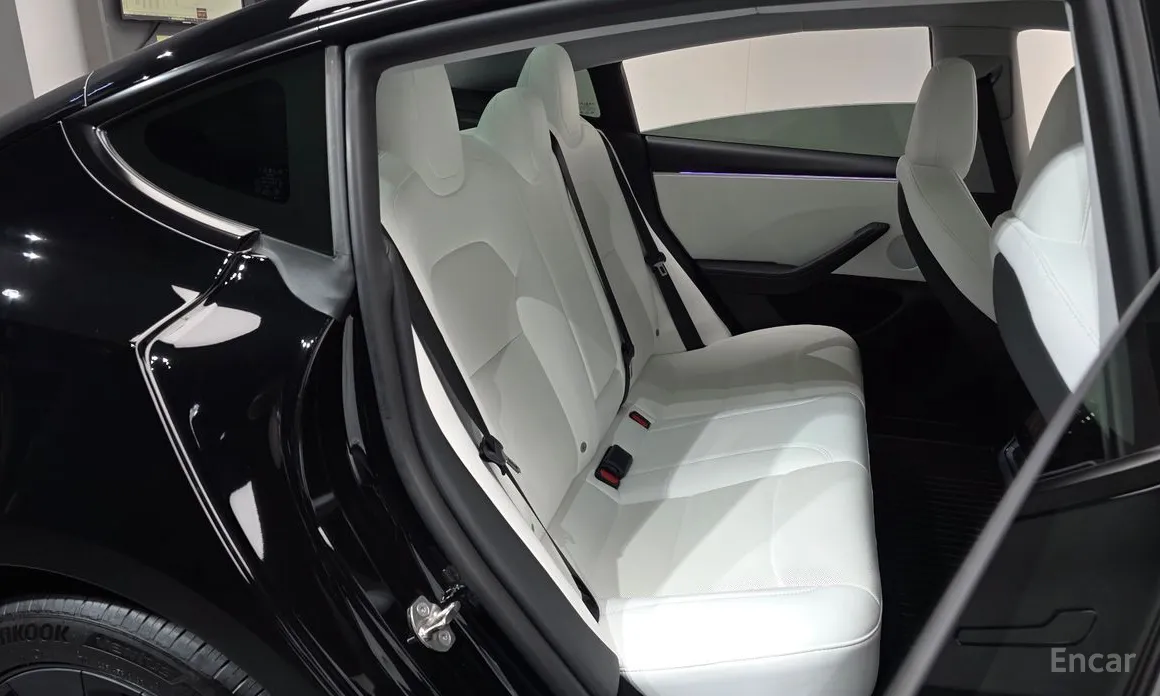 Фото 11 - Tesla Model 3