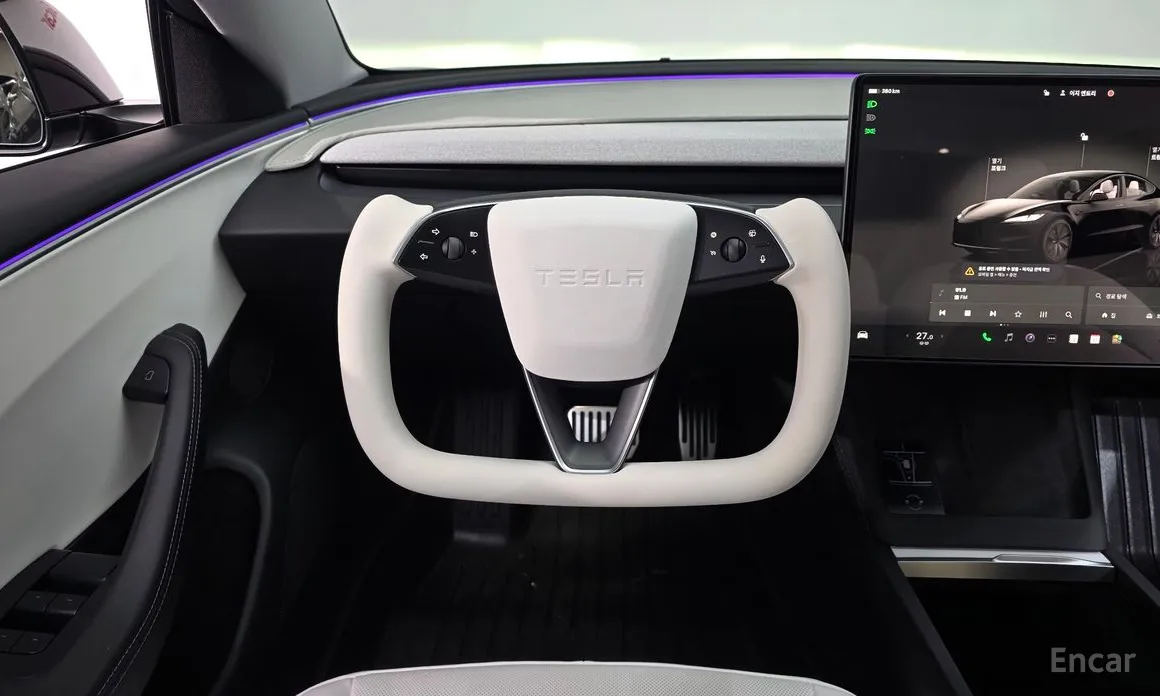 Фото 13 - Tesla Model 3