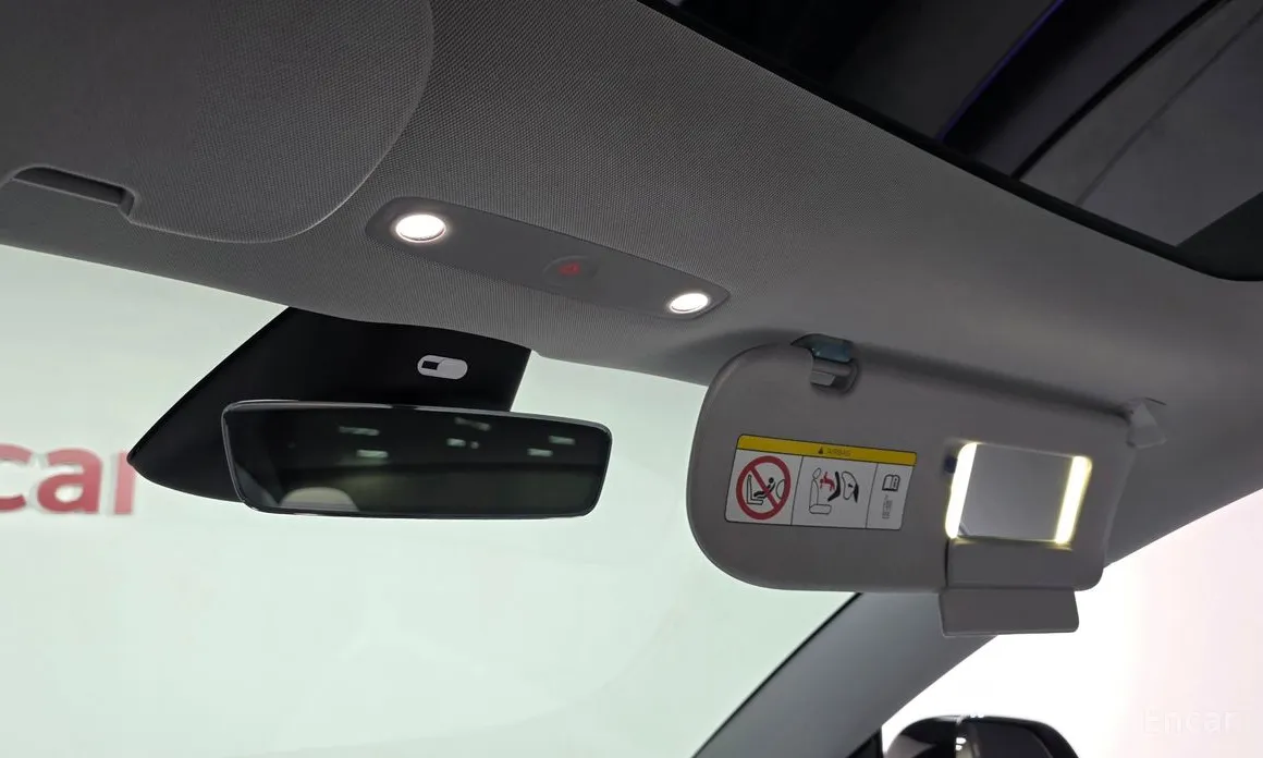 Фото 18 - Tesla Model 3