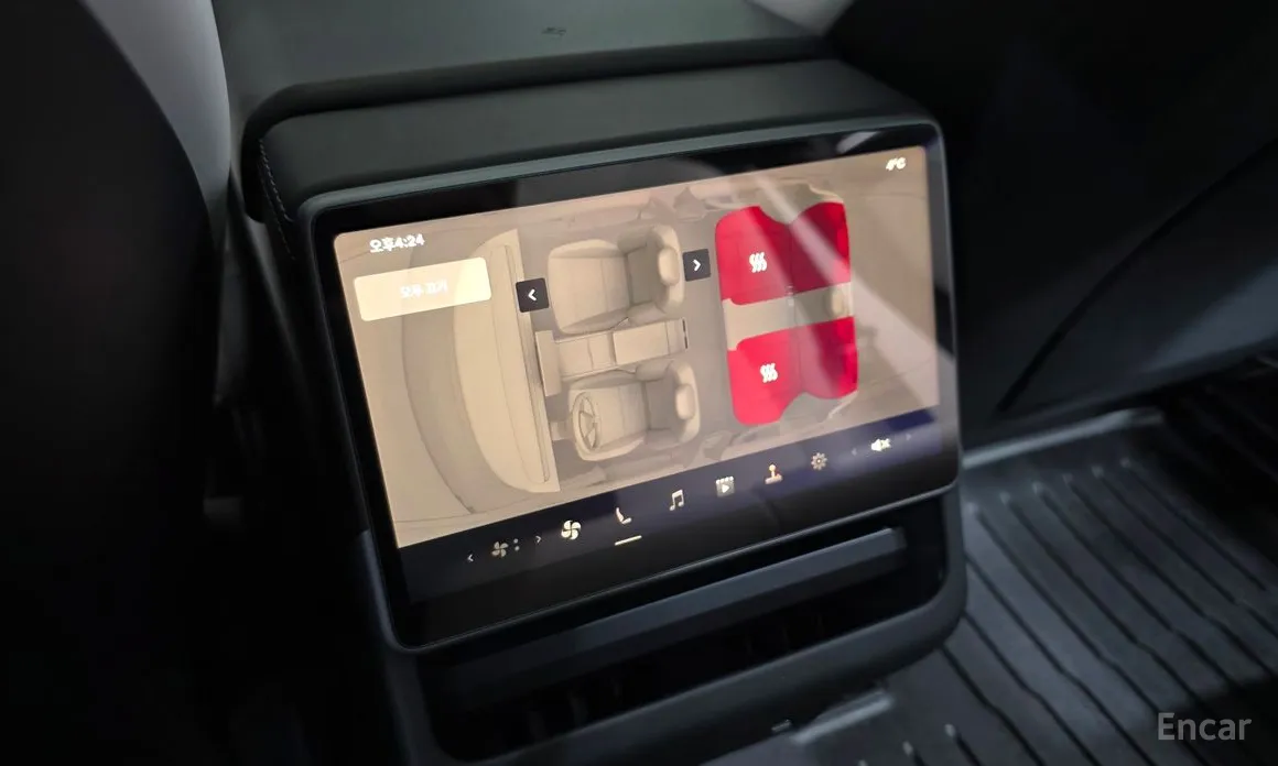 Фото 19 - Tesla Model 3