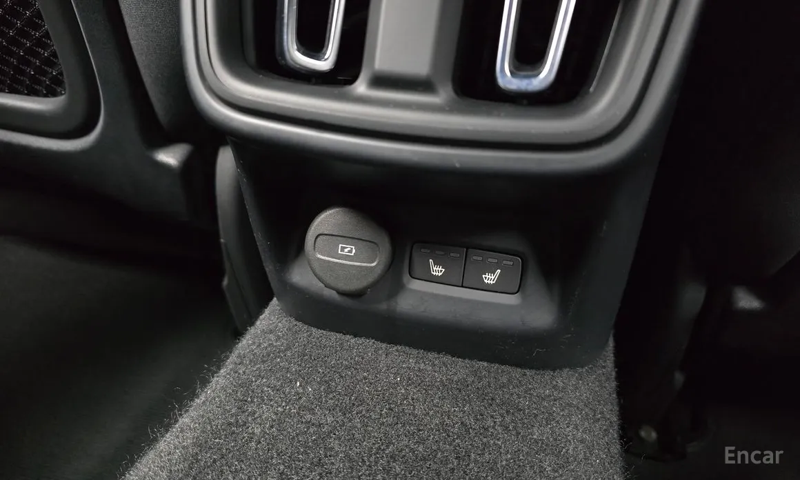 Фото 19 - Polestar 2