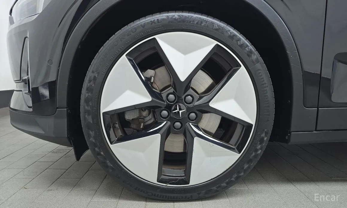 Фото 5 - Polestar 2