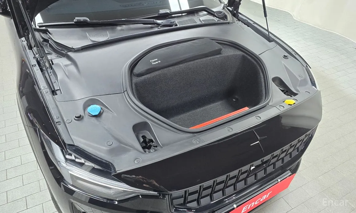 Фото 6 - Polestar 2