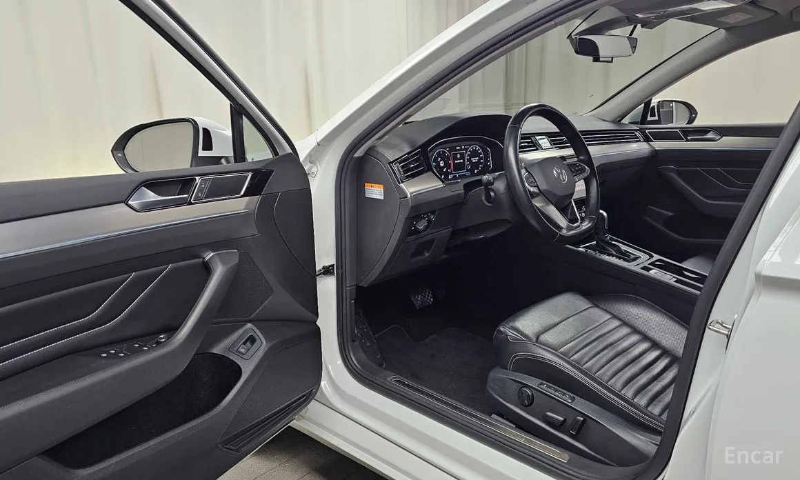 Фото 10 - Volkswagen Passat