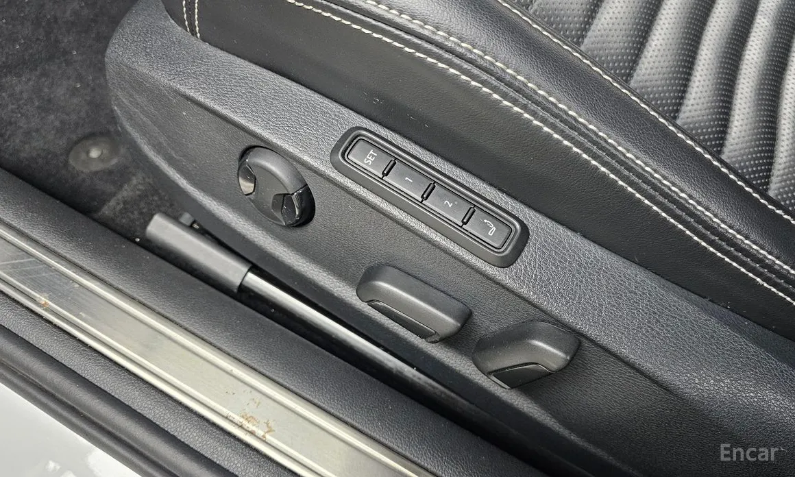 Фото 14 - Volkswagen Passat