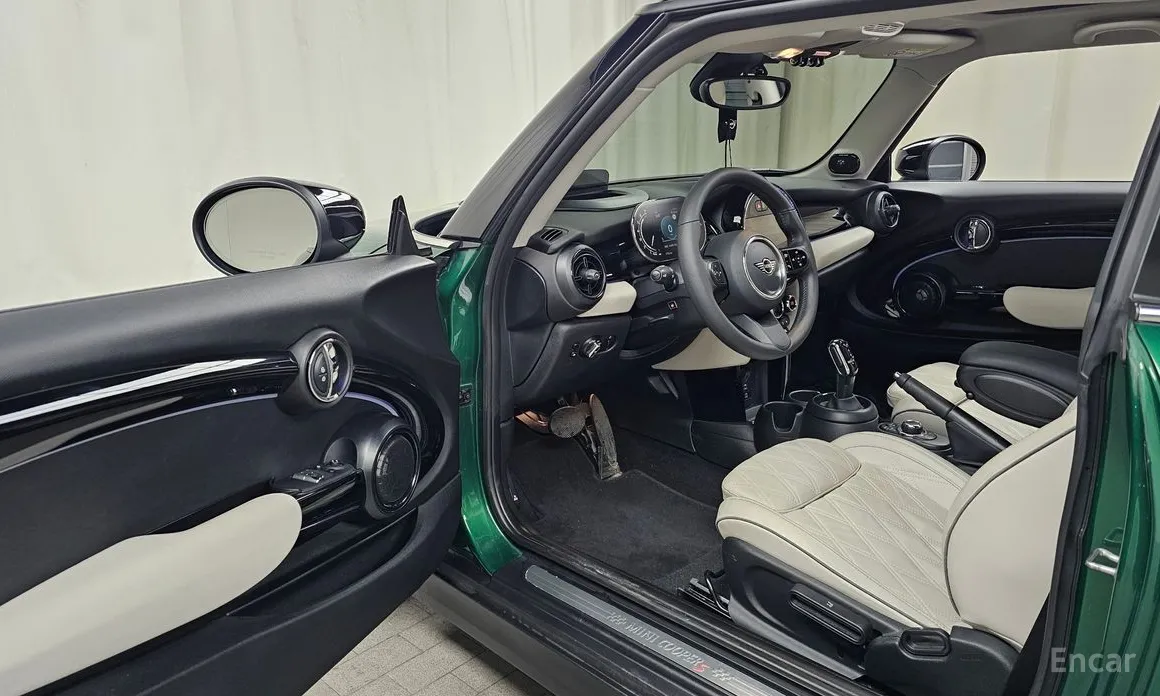 Фото 10 - Mini Cooper