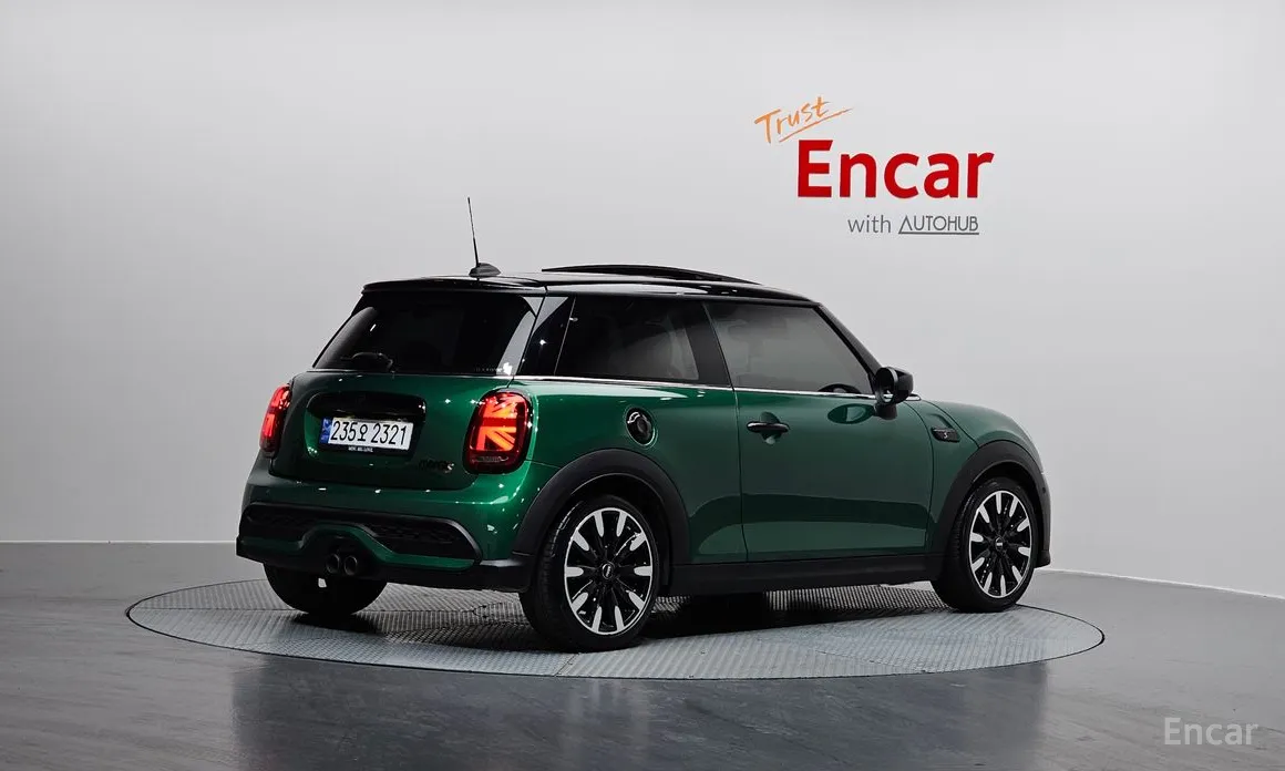 Фото 2 - Mini Cooper