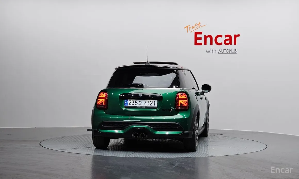 Фото 4 - Mini Cooper