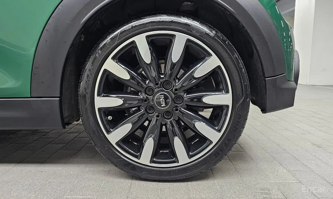 Фото 5 - Mini Cooper