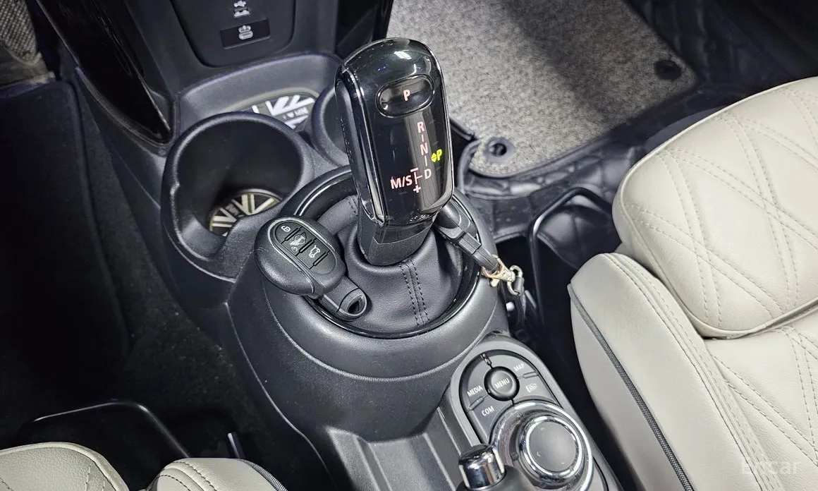 Фото 9 - Mini Cooper