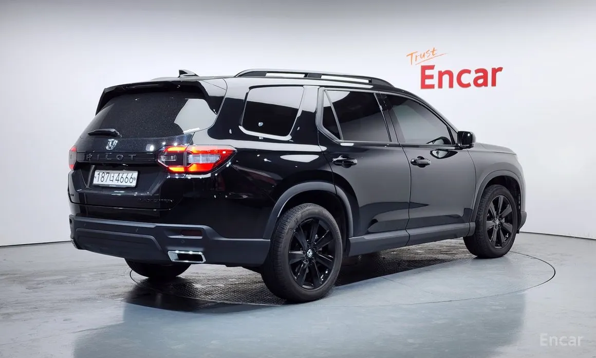 Фото 2 - Honda Pilot