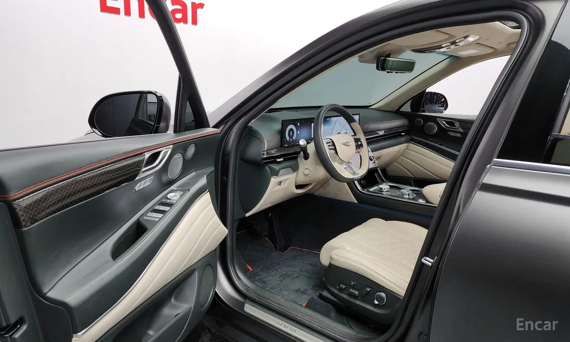 Фото 10 - Genesis GV80