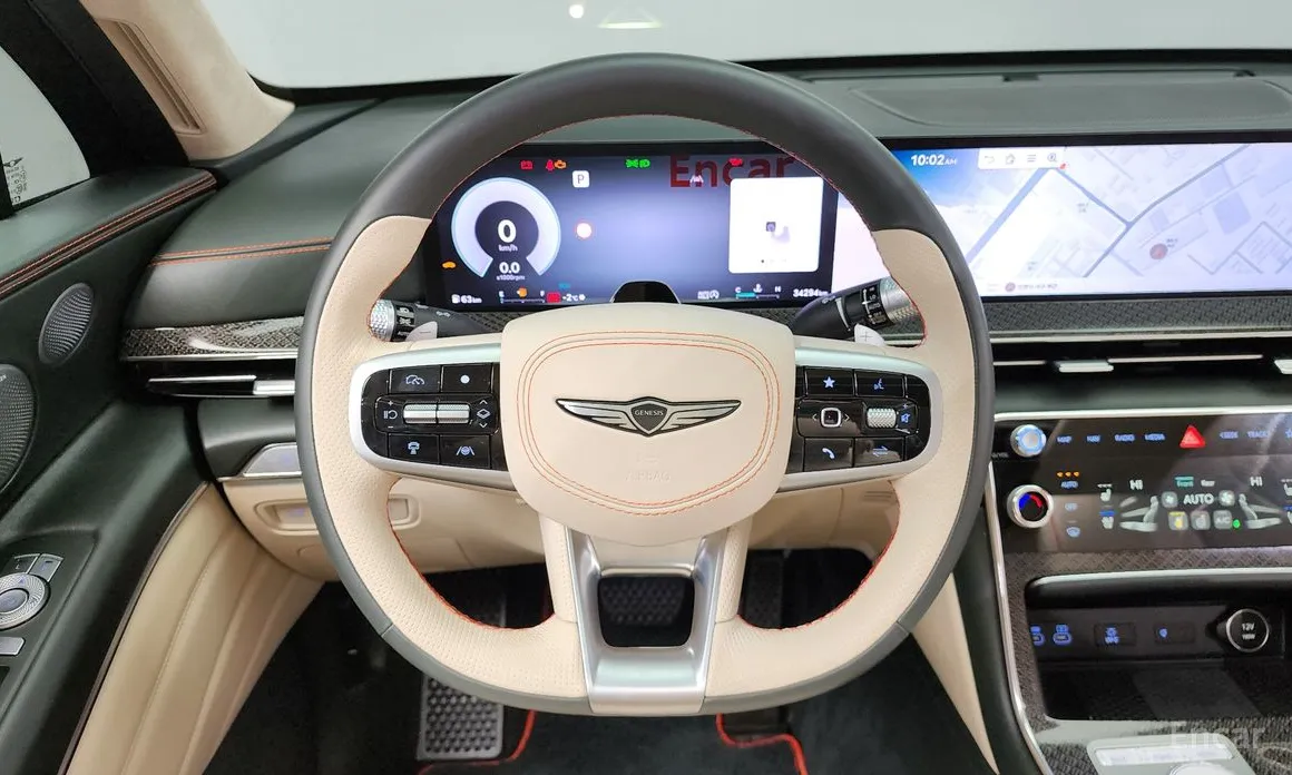 Фото 13 - Genesis GV80