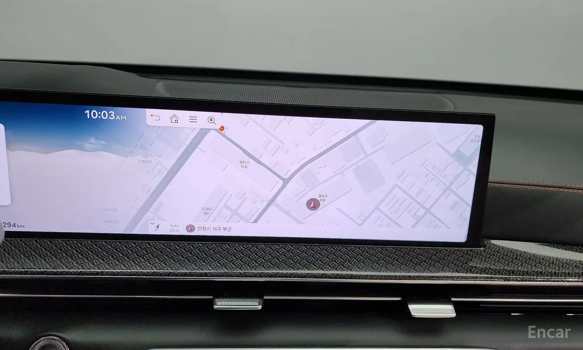 Фото 14 - Genesis GV80