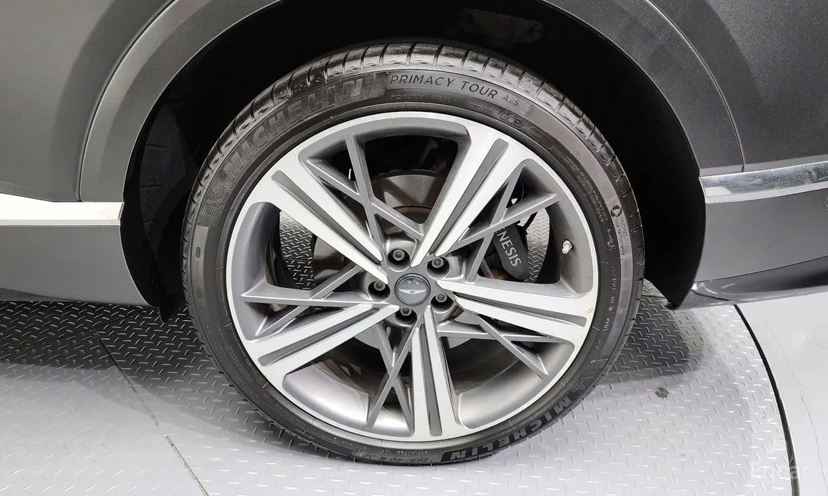 Фото 5 - Genesis GV80