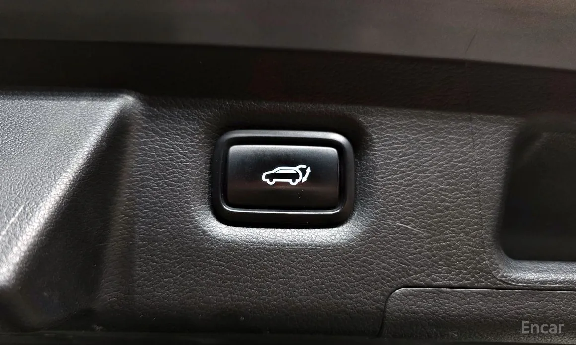 Фото 20 - Hyundai Santa Fe