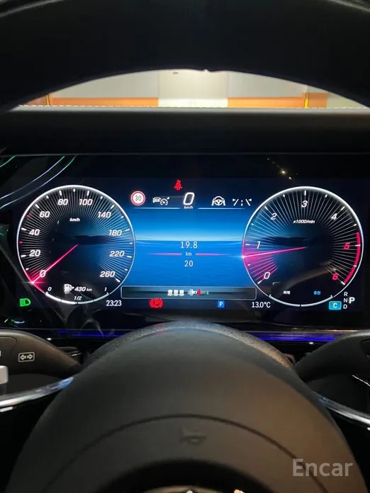 Фото 12 - Mercedes-Benz G-Class