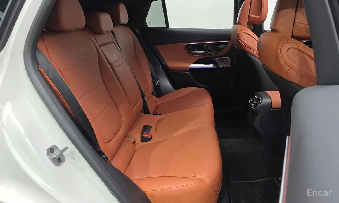 Фото 12 - Mercedes-Benz GLC-Class