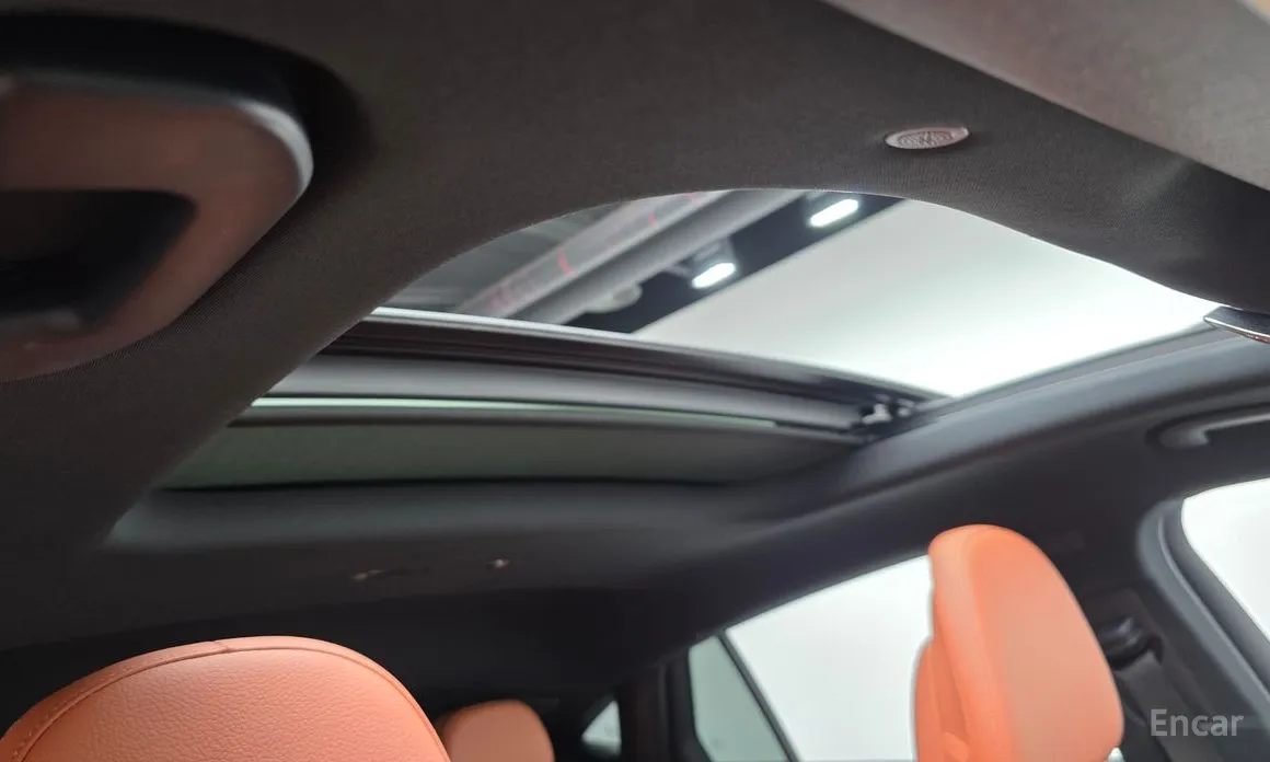 Фото 18 - Mercedes-Benz GLC-Class