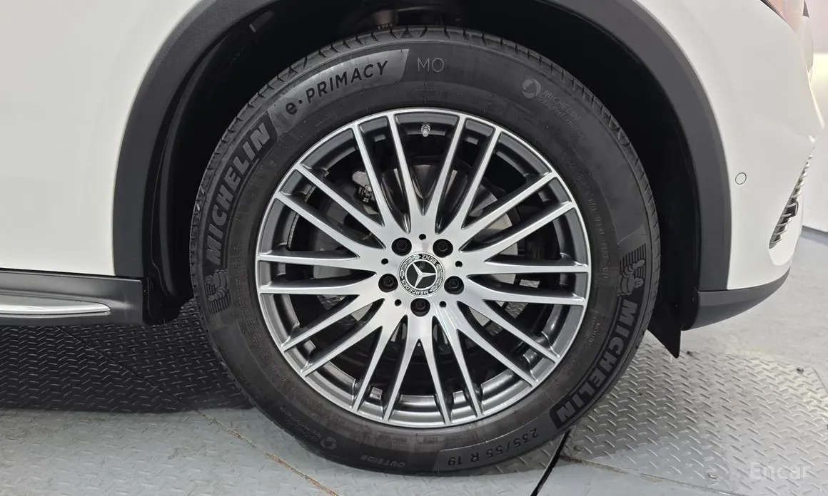 Фото 5 - Mercedes-Benz GLC-Class