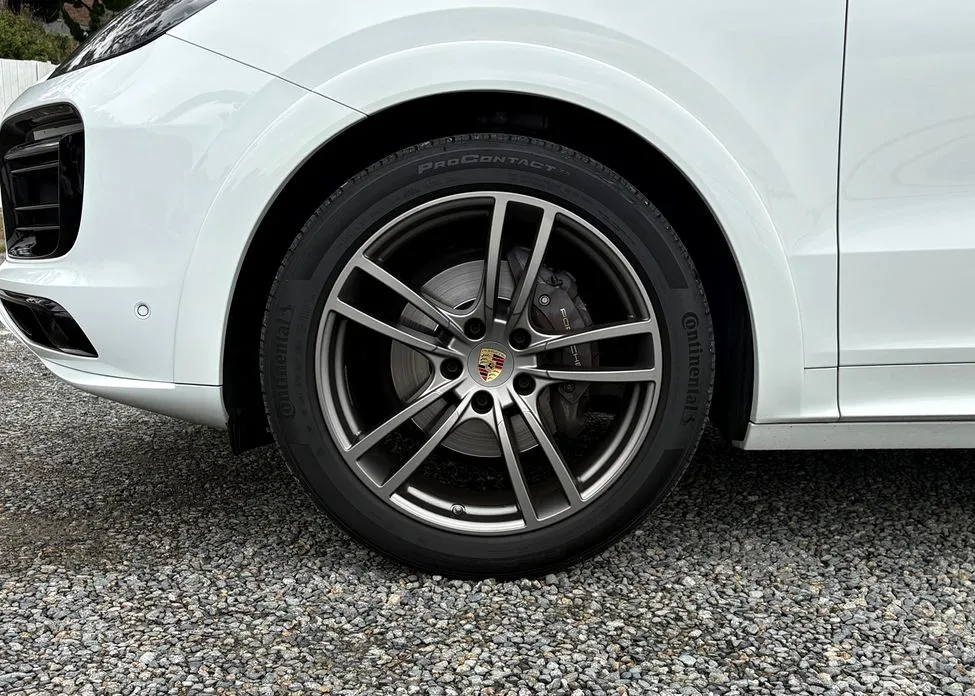 Фото 9 - Porsche Cayenne