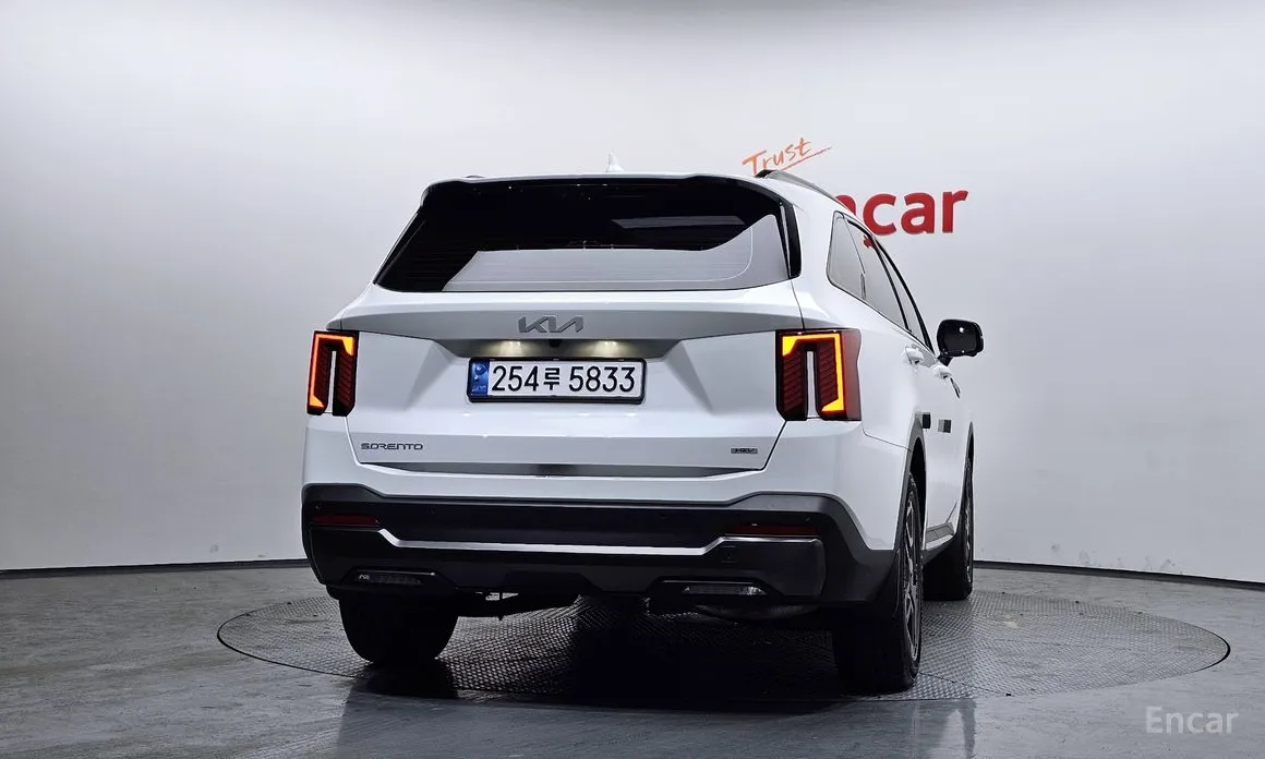 Фото 4 - Kia Sorento