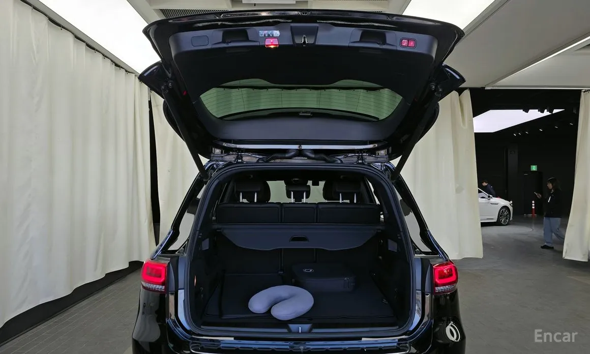 Фото 20 - Mercedes-Benz EQB