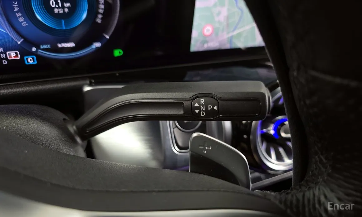 Фото 9 - Mercedes-Benz EQB