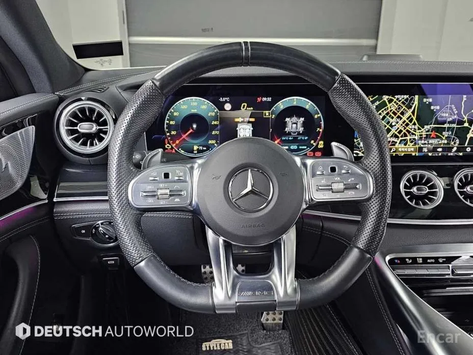 Фото 13 - Mercedes-Benz AMG GT