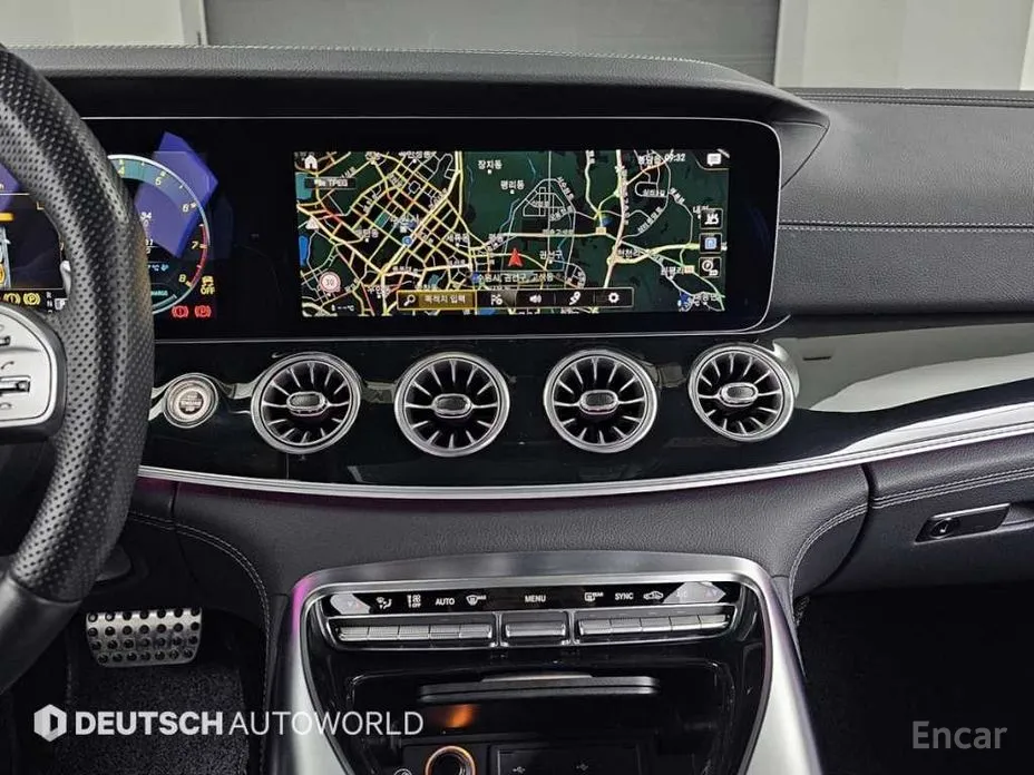 Фото 14 - Mercedes-Benz AMG GT