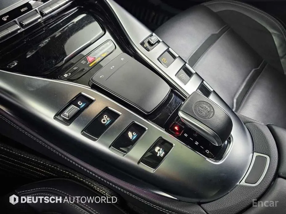 Фото 9 - Mercedes-Benz AMG GT