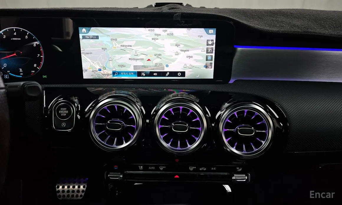 Фото 15 - Mercedes-Benz CLA-Class