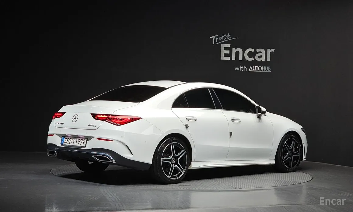 Фото 2 - Mercedes-Benz CLA-Class