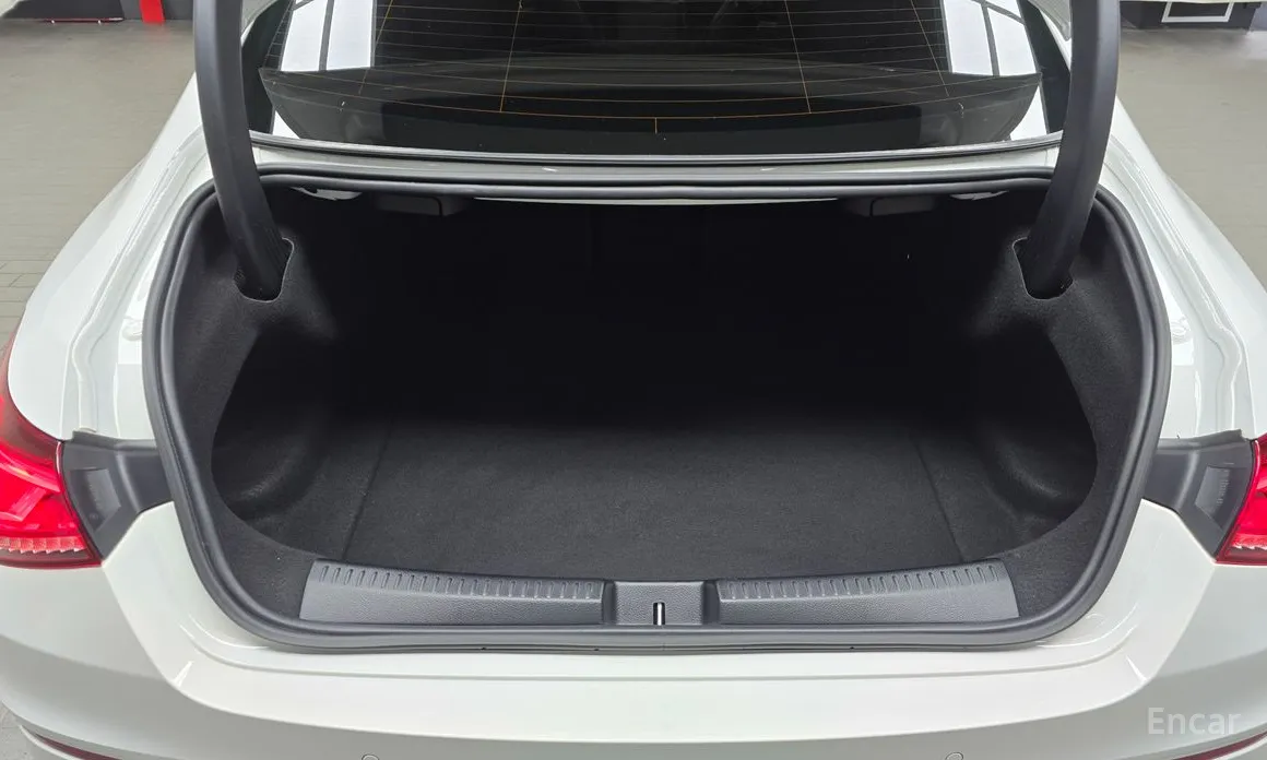 Фото 20 - Mercedes-Benz CLA-Class