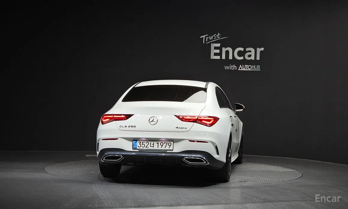 Фото 4 - Mercedes-Benz CLA-Class