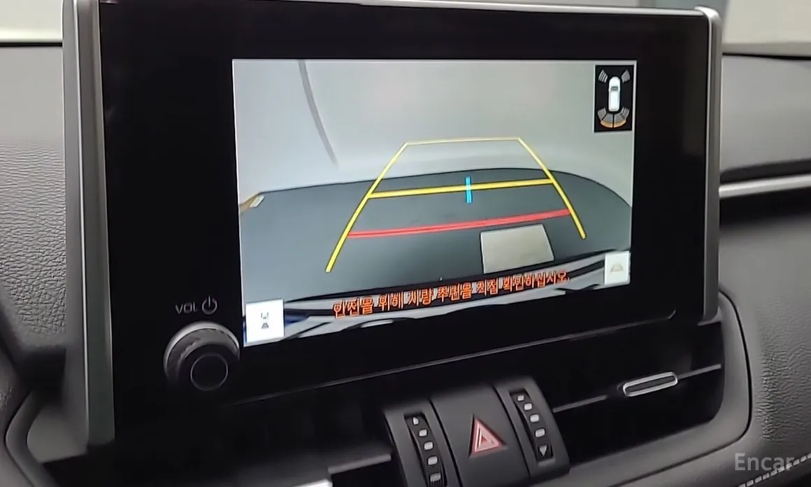 Фото 13 - Toyota RAV4