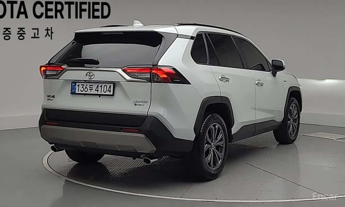 Фото 2 - Toyota RAV4