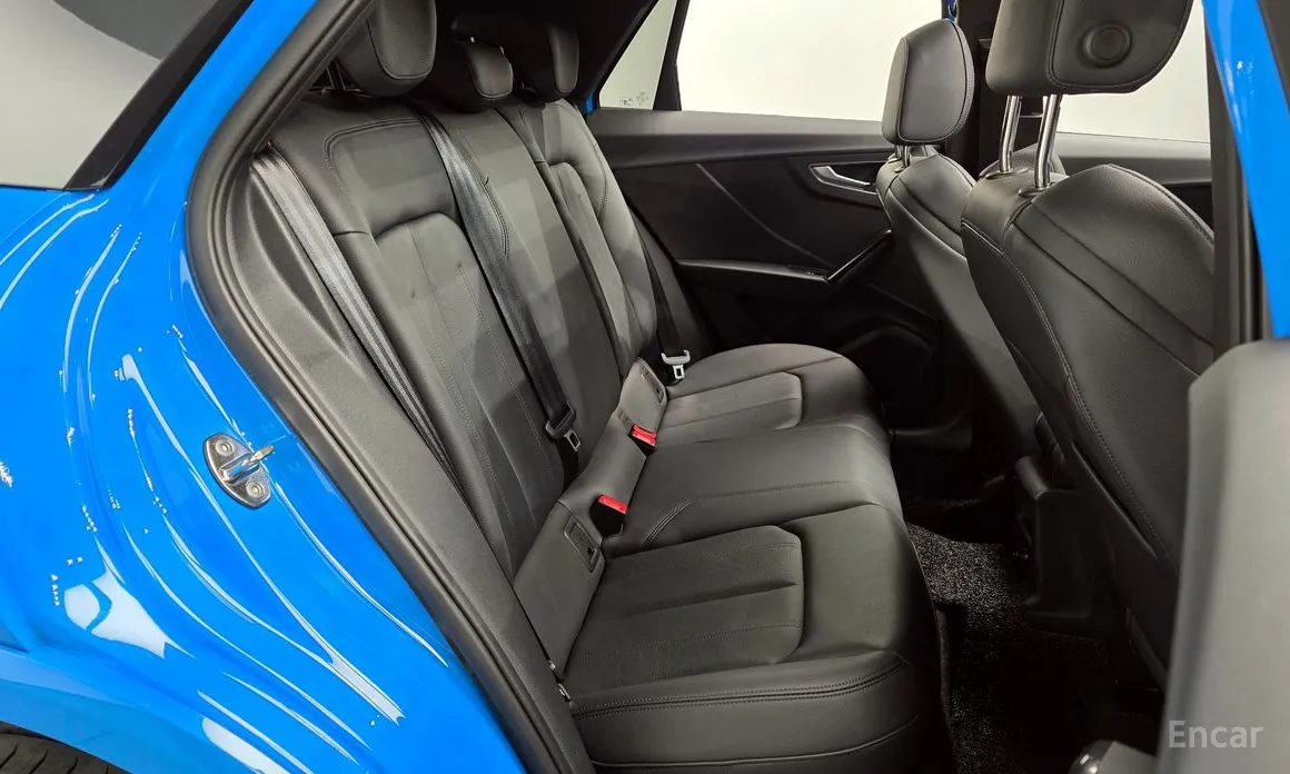 Фото 12 - Audi Q2