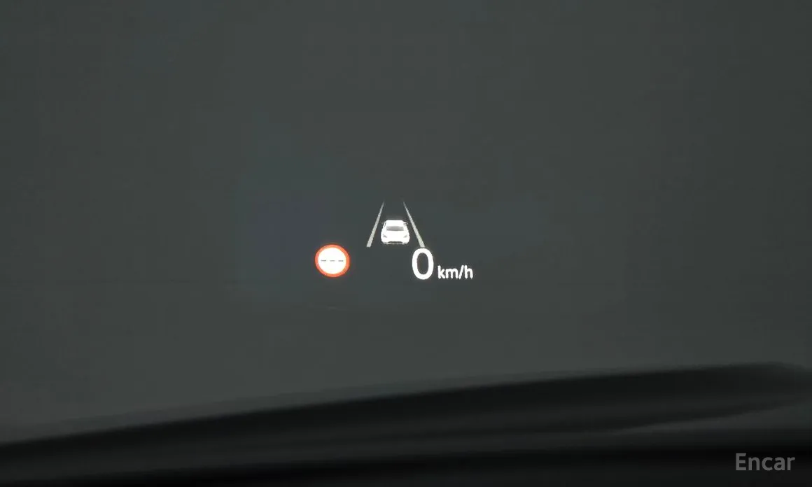 Фото 14 - Genesis G70