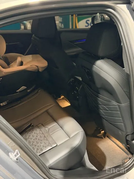 Фото 11 - BMW 5 Series