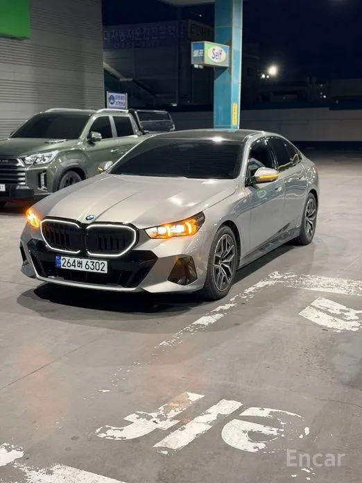 Фото 3 - BMW 5 Series