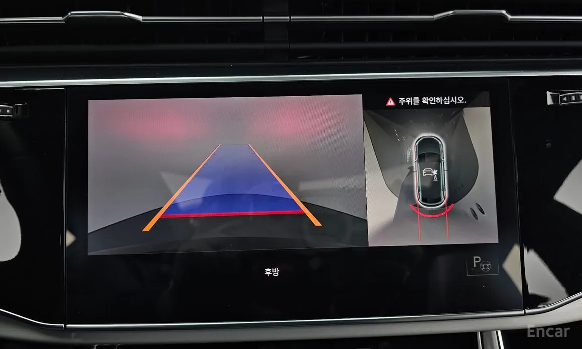 Фото 17 - Audi Q8